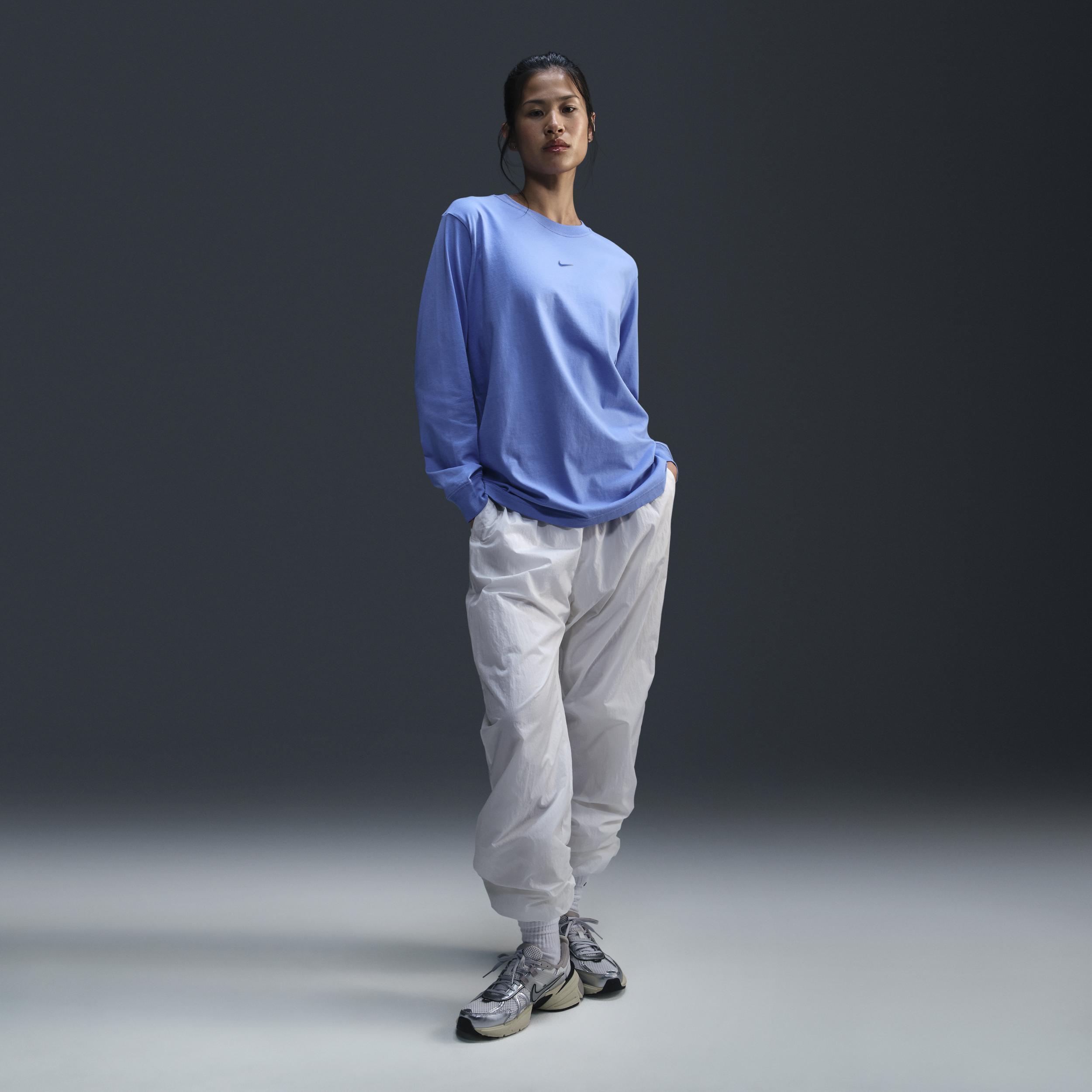 Women's Nike Sportswear Loose Long-Sleeve T-Shirt Product Image