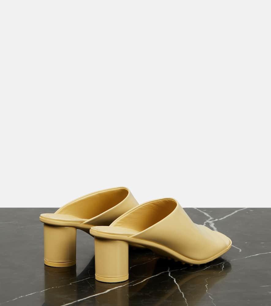 BOTTEGA VENETA Atomic Patent Leather Mules In Rubber Product Image