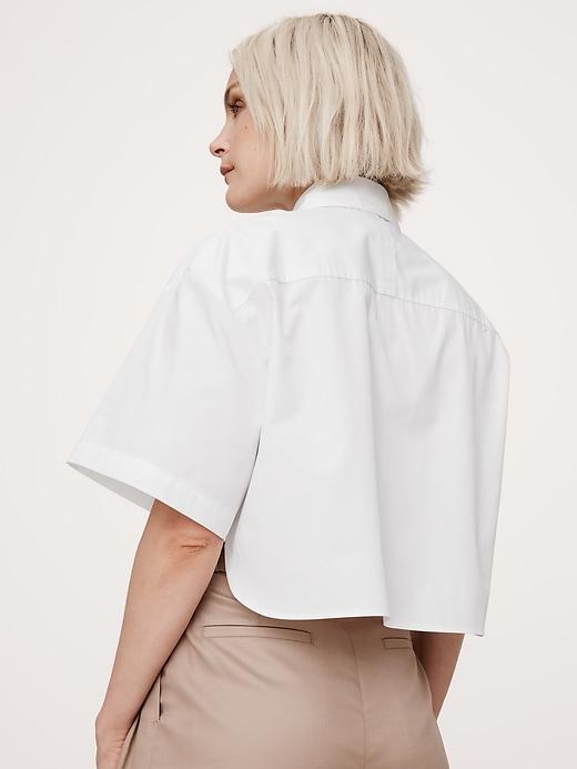 The Boxy Crop Short-Sleeve Shirt Product Image