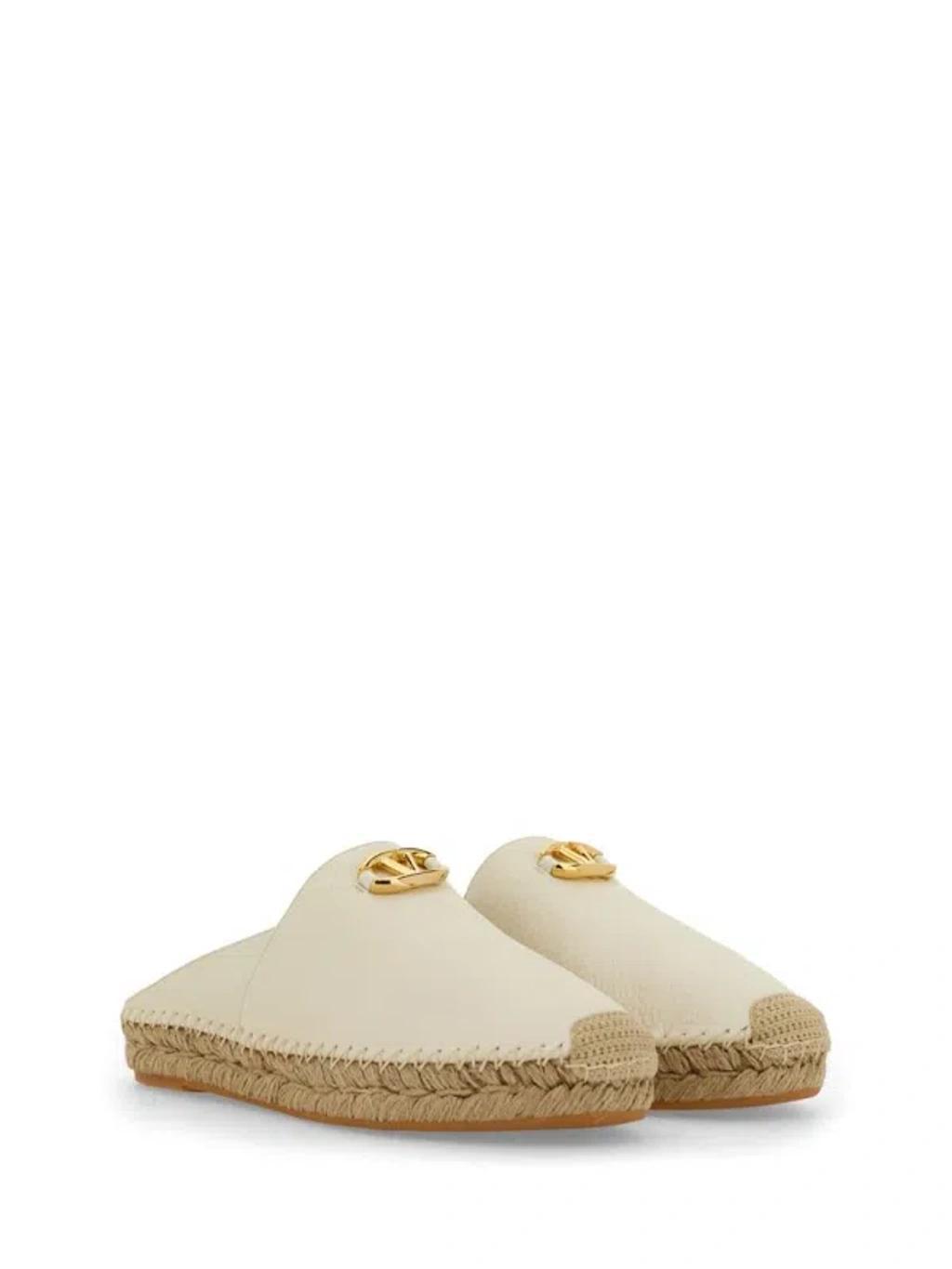 VALENTINO GARAVANI Mule Vlogo The Bold Edition In Ivory Product Image