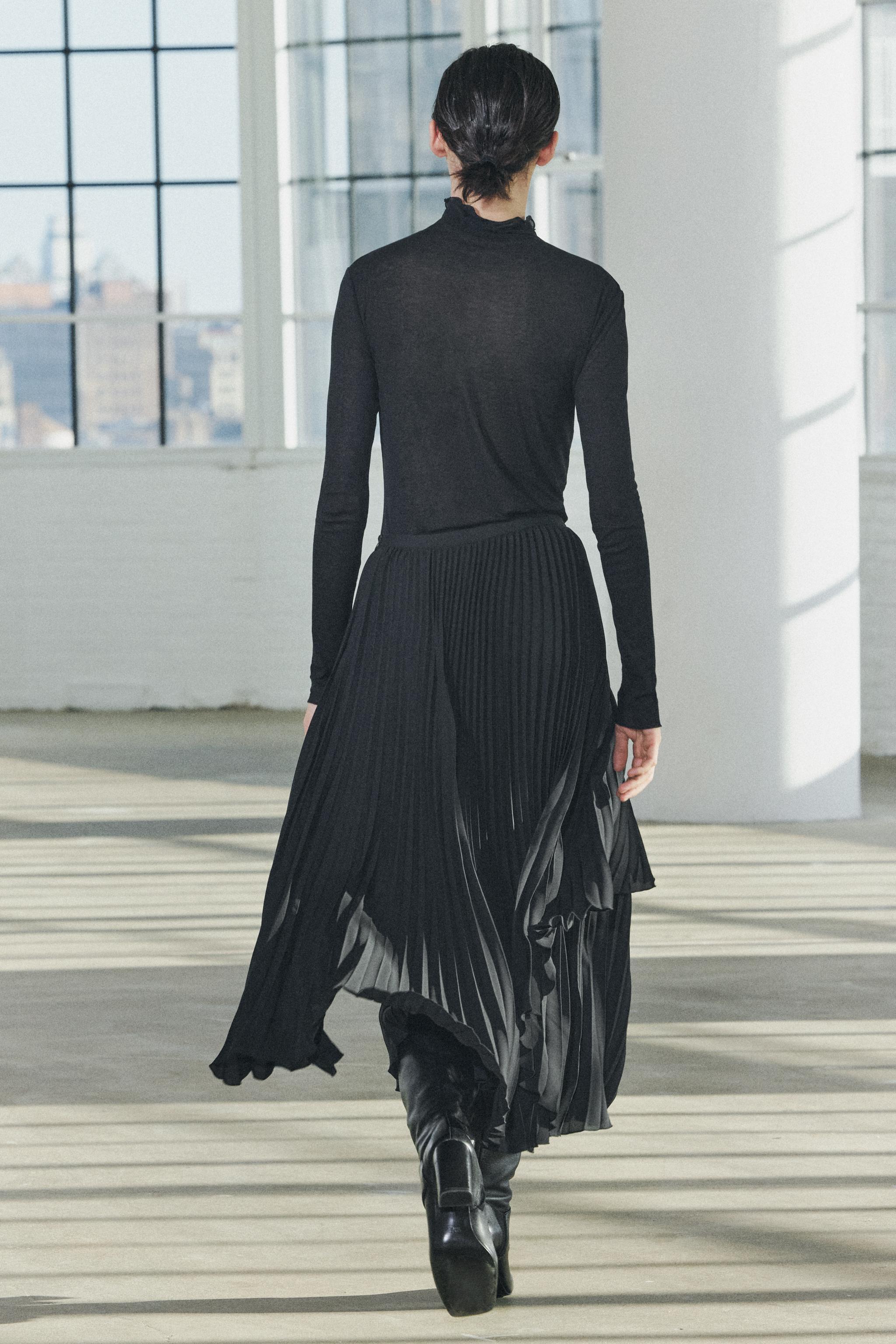 BELTED ACCORDION PLEAT SKIRT ZW COLLECTION Product Image