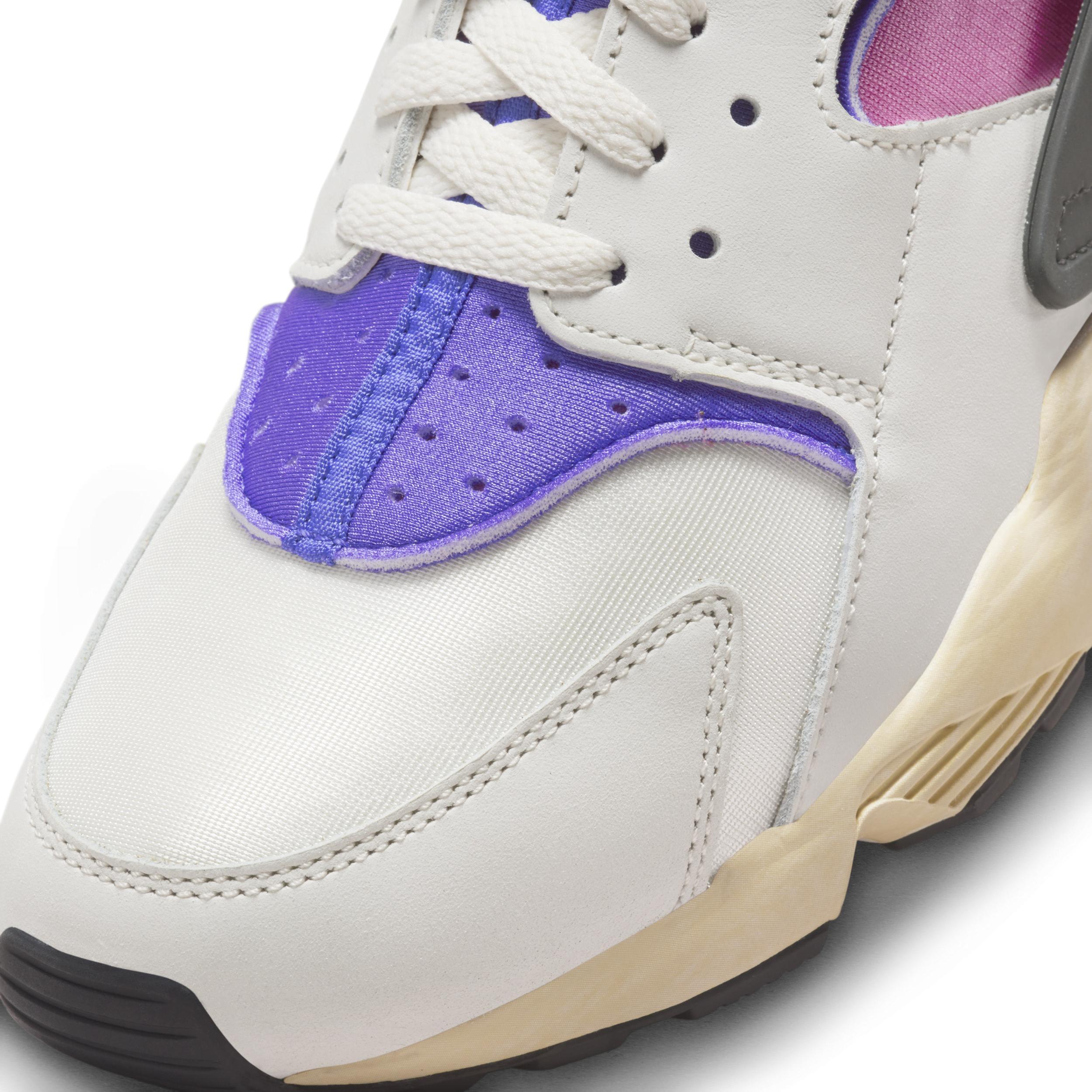 Nike Air Huarache Sneaker Product Image