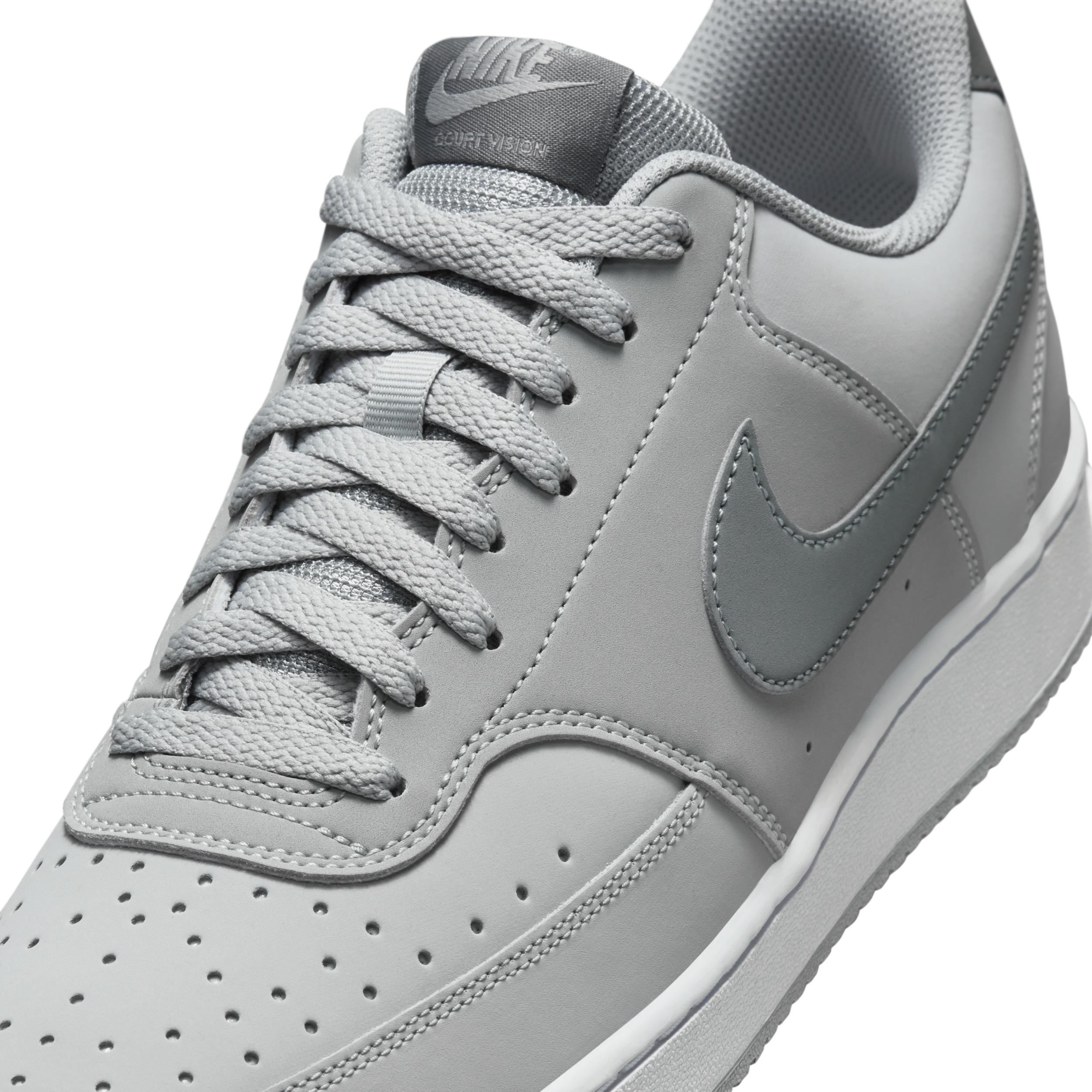 Nike Men's Court Vision Low Shoes Product Image