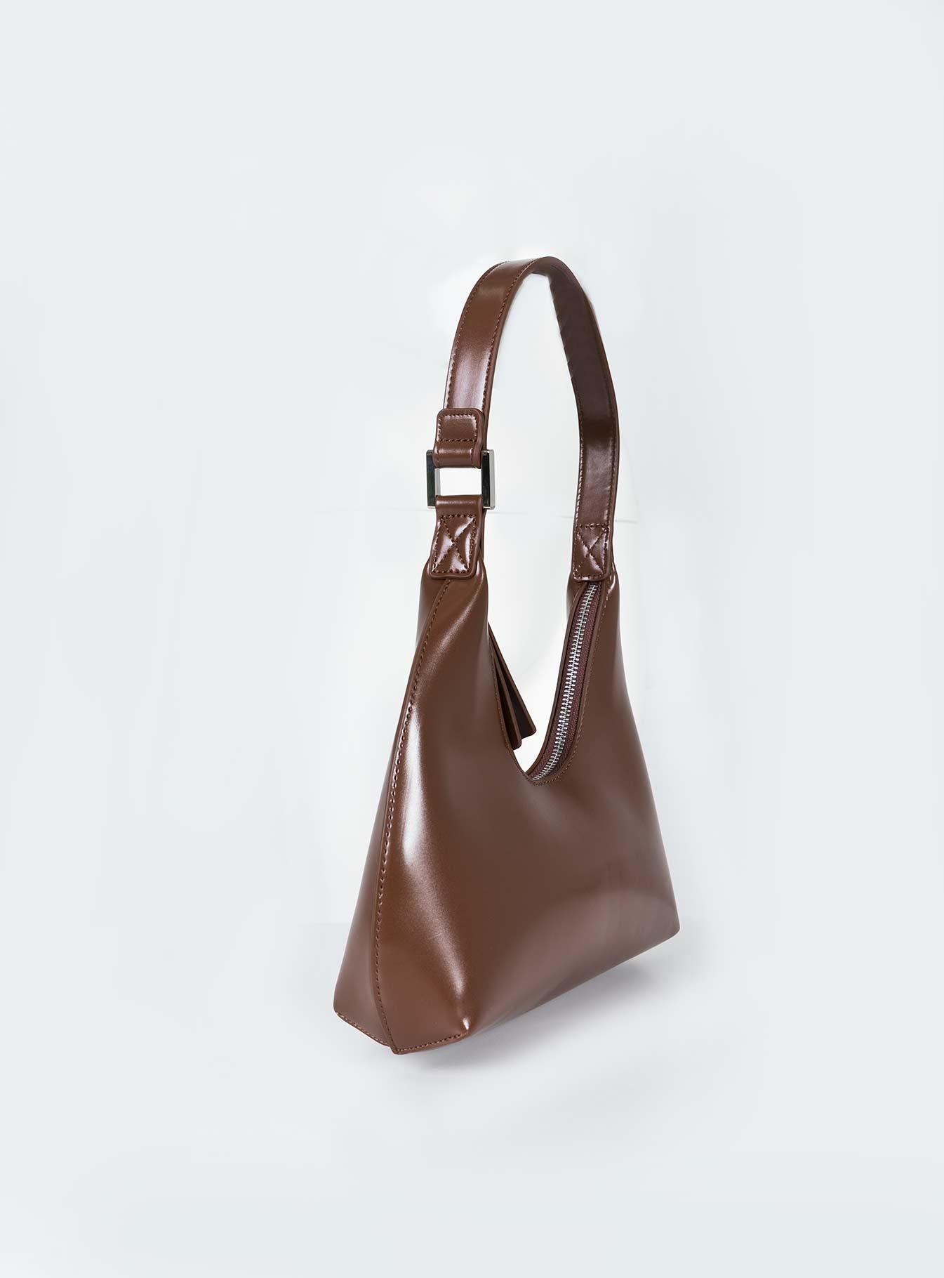 Reeves Bag Brown Product Image