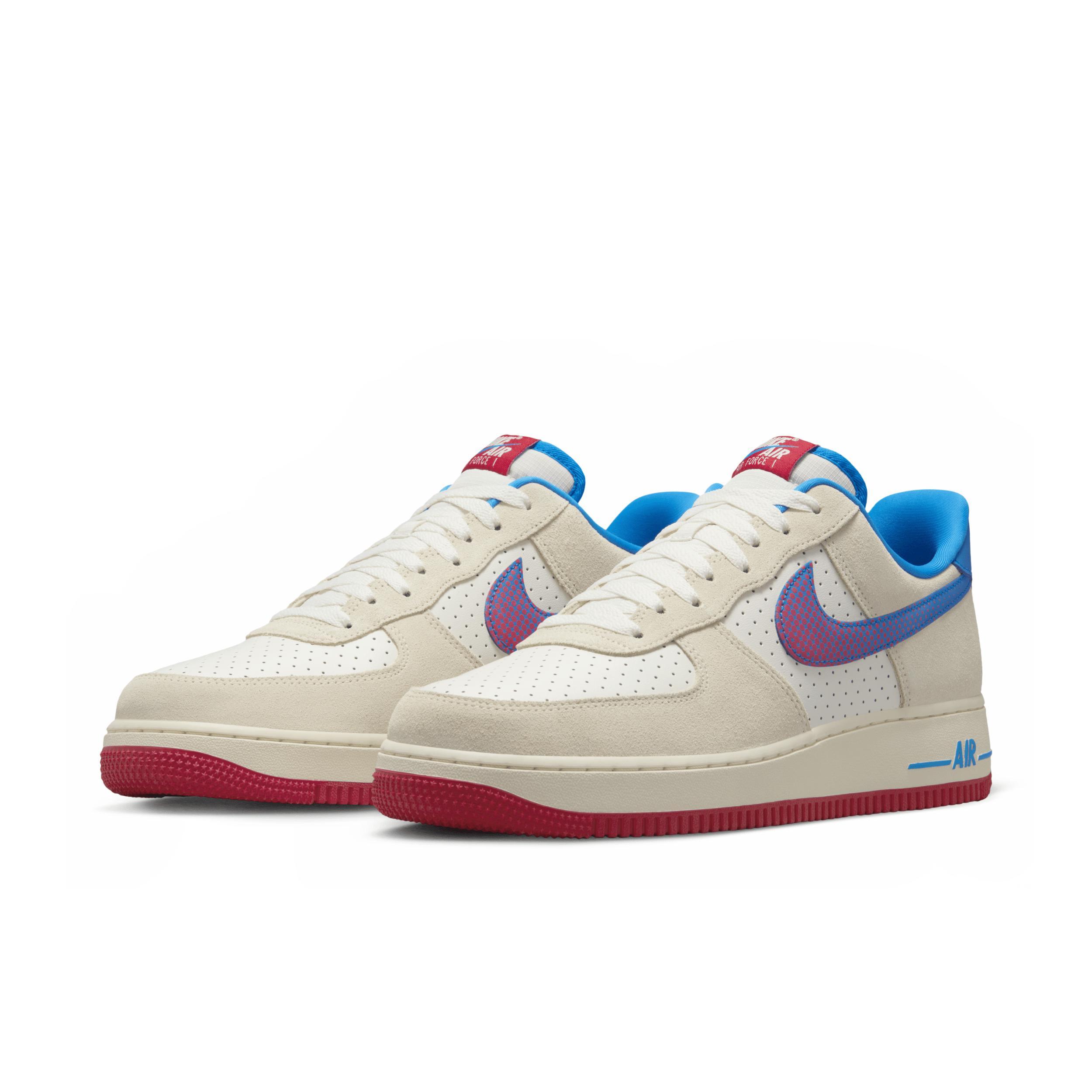 Nike Men's Air Force 1 '07 LV8 Shoes Product Image