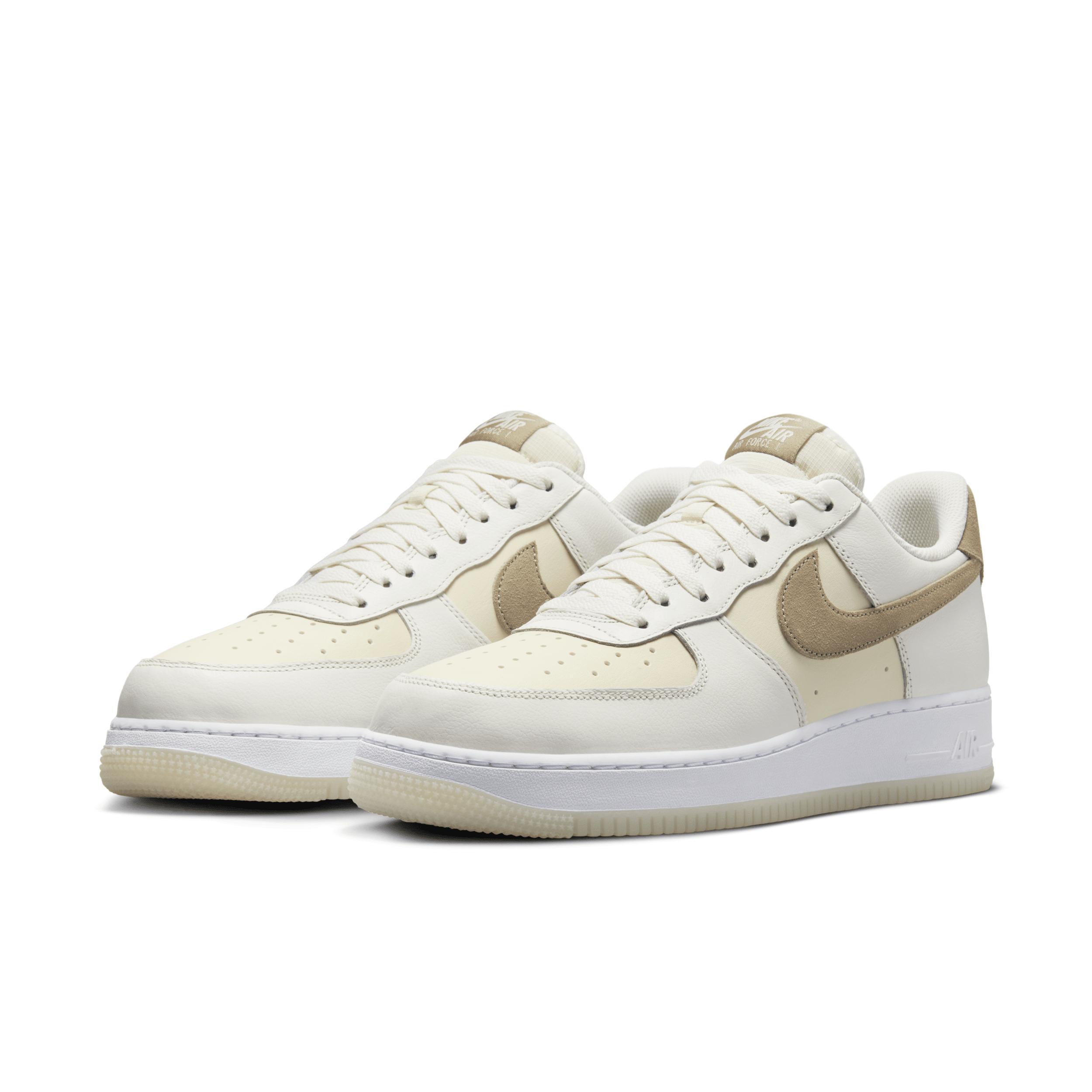 Nike Air Force 1 '07 LV8 Men's Shoes Product Image