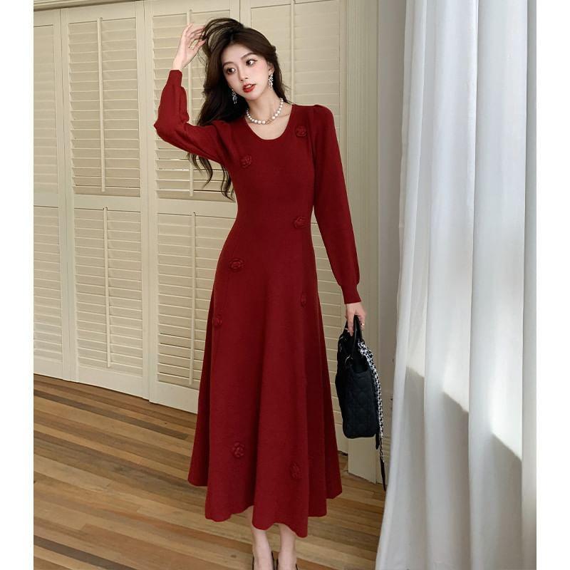 Long-Sleeve Scoop Neck Plain Flower Detail Maxi A-Line Dress Product Image