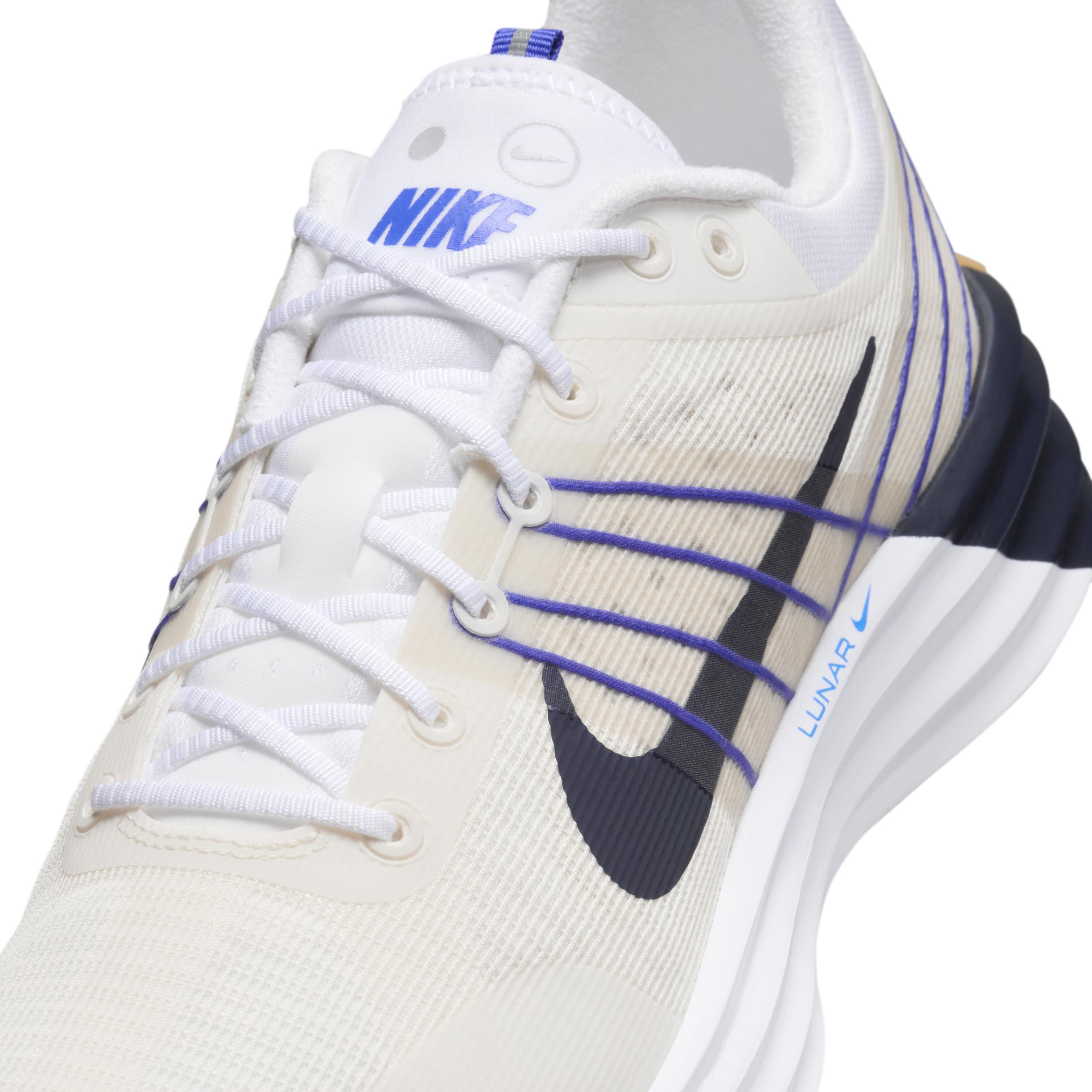 Nike Men's Lunar Roam Shoes Product Image