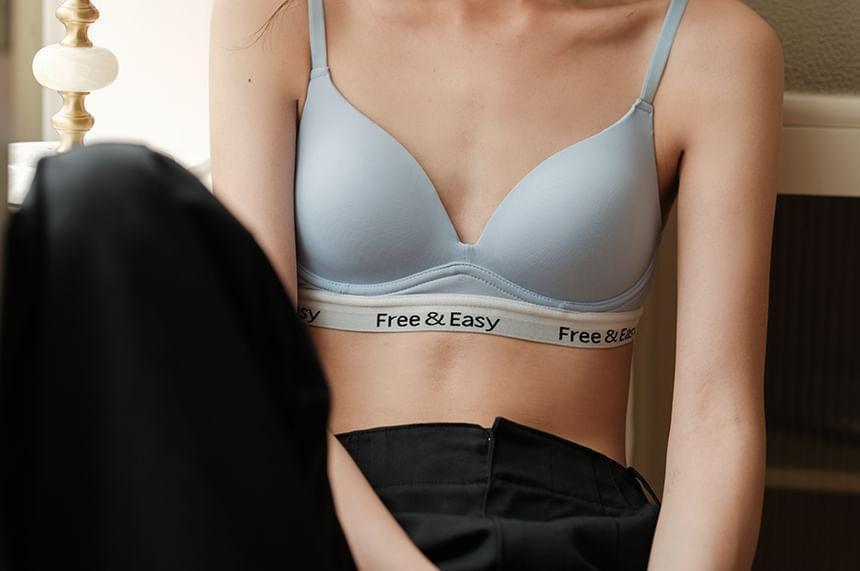 Lettering Wireless Bra Product Image