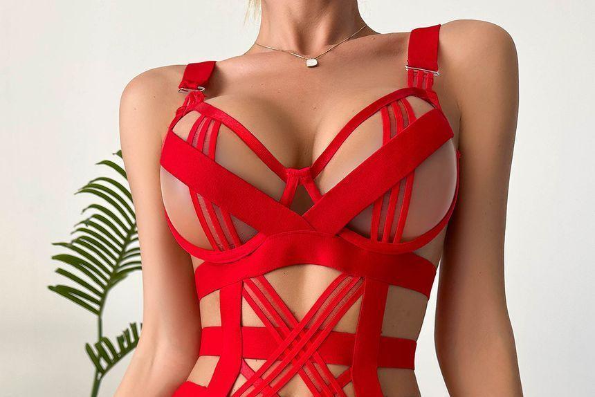 Set: Plain Cutout Bra + Thong Product Image