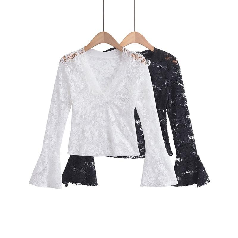 Long-Sleeve V-Neck Lace Slim Fit Top Product Image