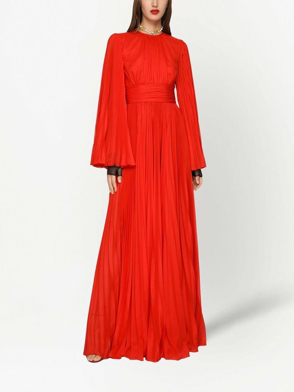 slit-sleeved pleated gown Product Image