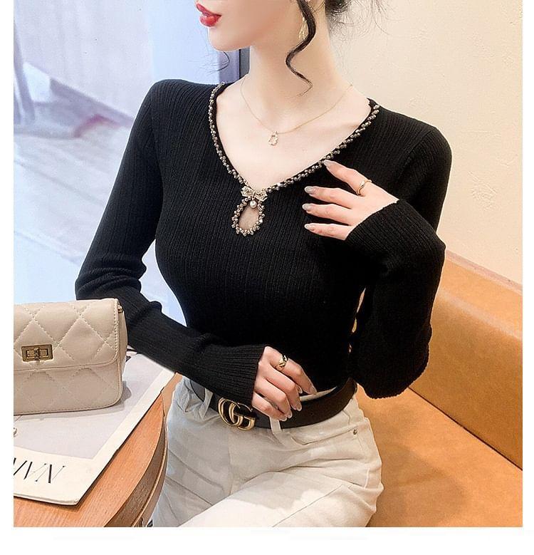 Long Sleeve V-Neck Beaded Keyhole Ribbed Knit Top Product Image