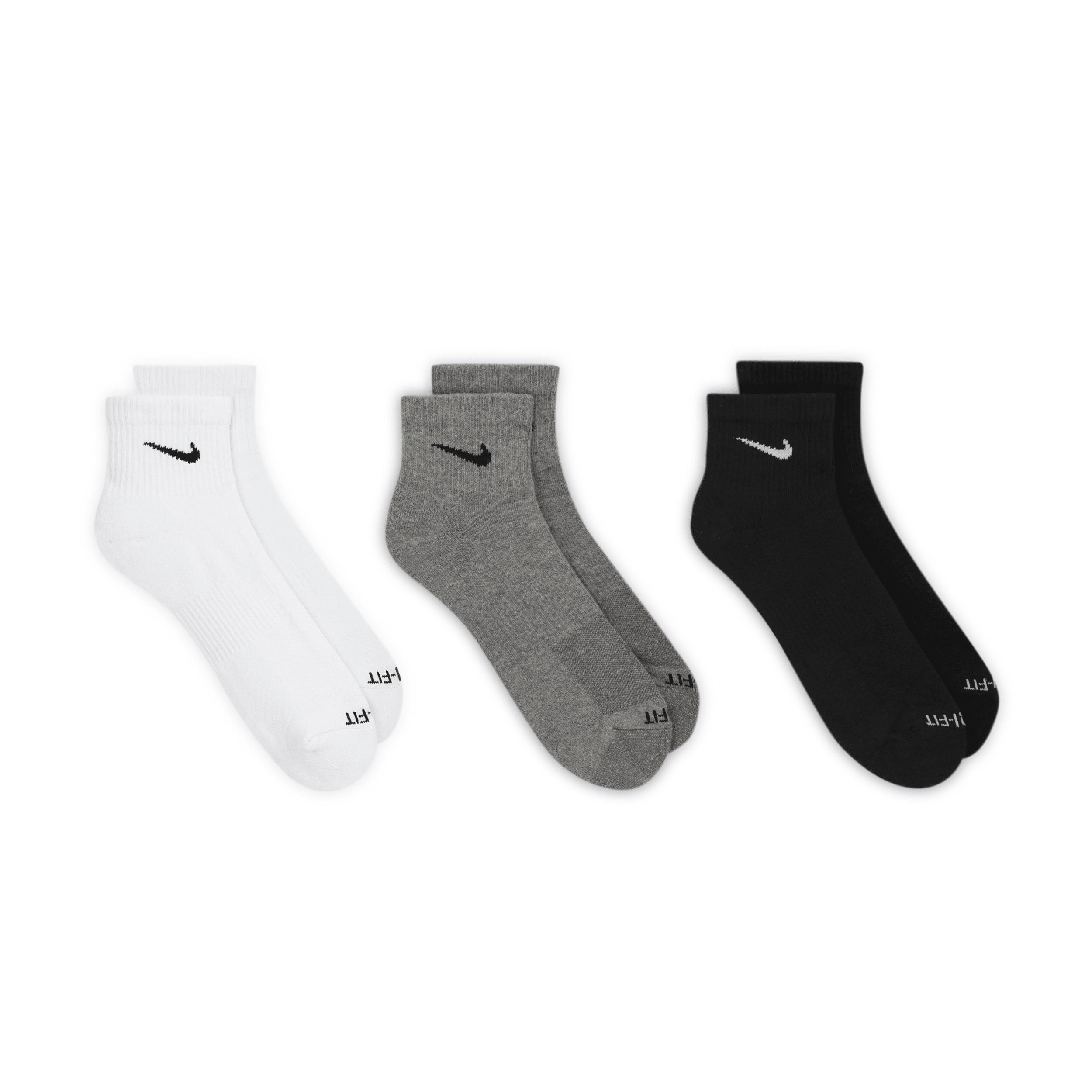 Womens Nike Everyday Plus 3-Pair Cushioned Training Ankle Socks Product Image