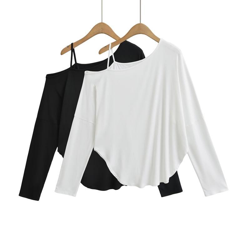 Long Sleeve Cold Shoulder Plain Asymmetrical Hem T-Shirt Product Image