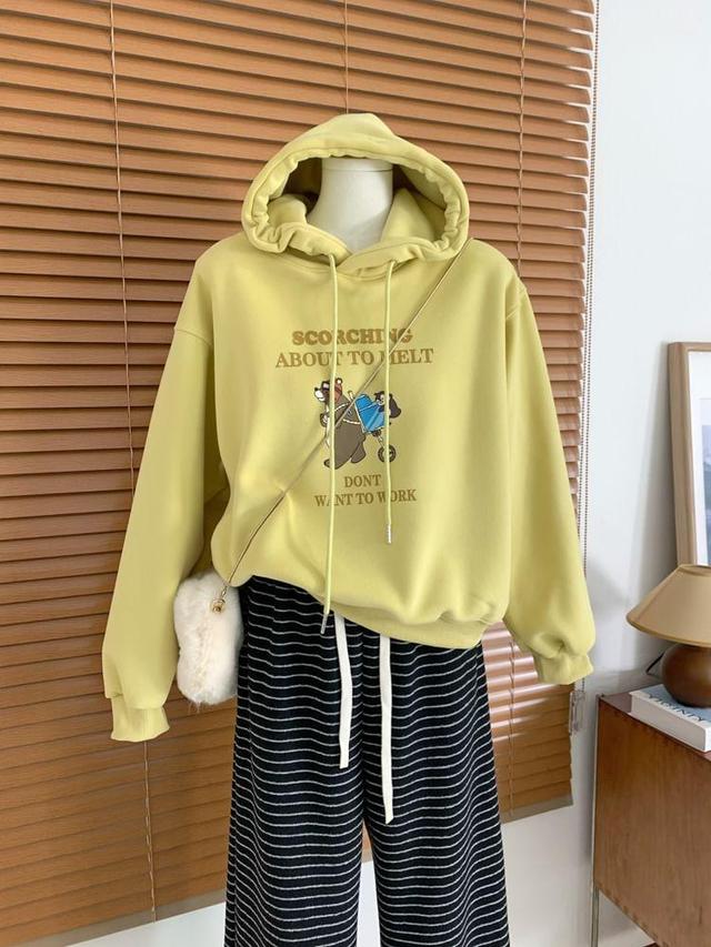 Bear Print Loose Fit Hoodie Product Image