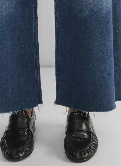 lyra cropped jean Product Image