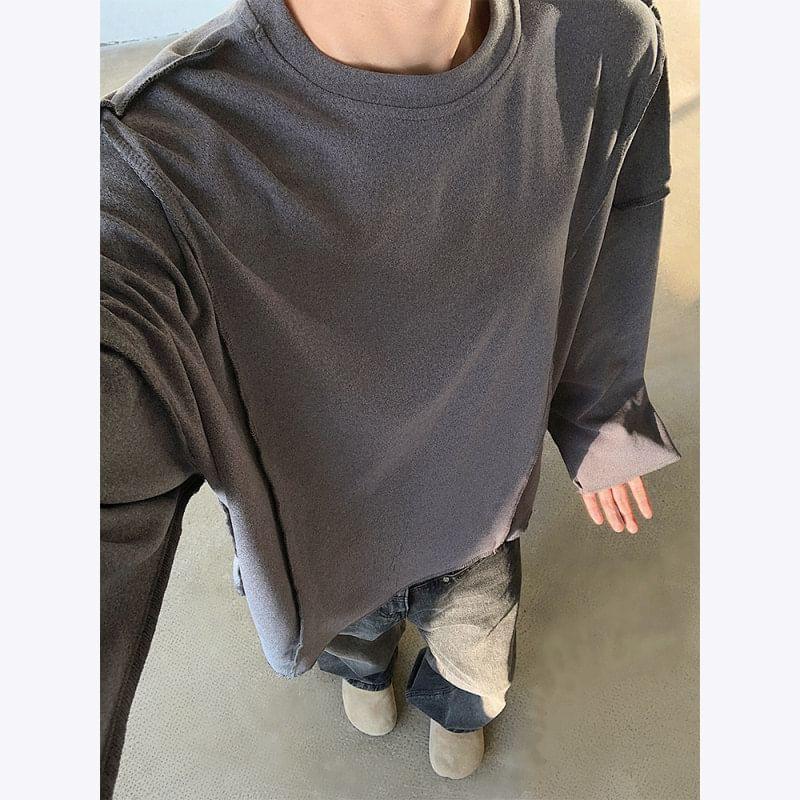 Long-Sleeve Crew Neck Plain T-Shirt Product Image