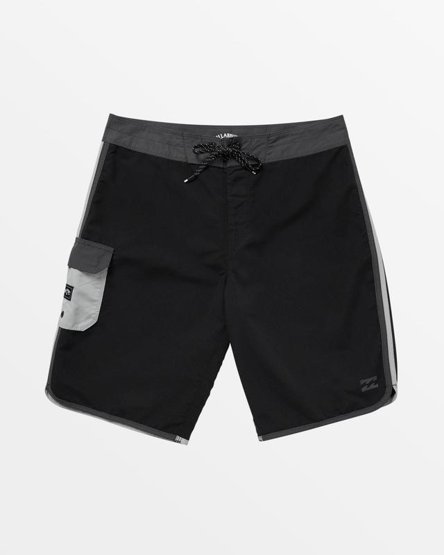 Classic Wave Pro 19" Boardshorts - Black Male Product Image