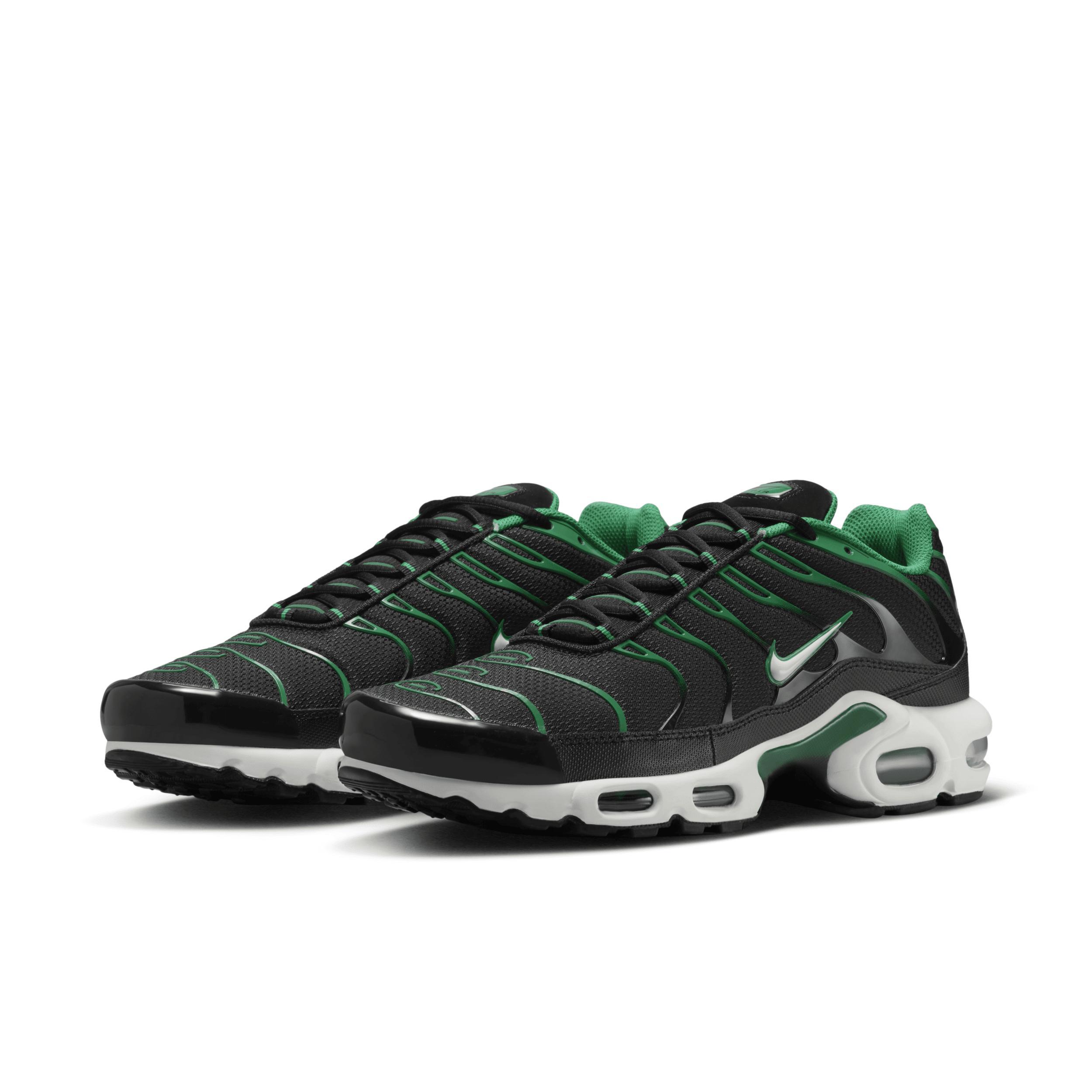 Nike Men's Air Max Plus Shoes Product Image