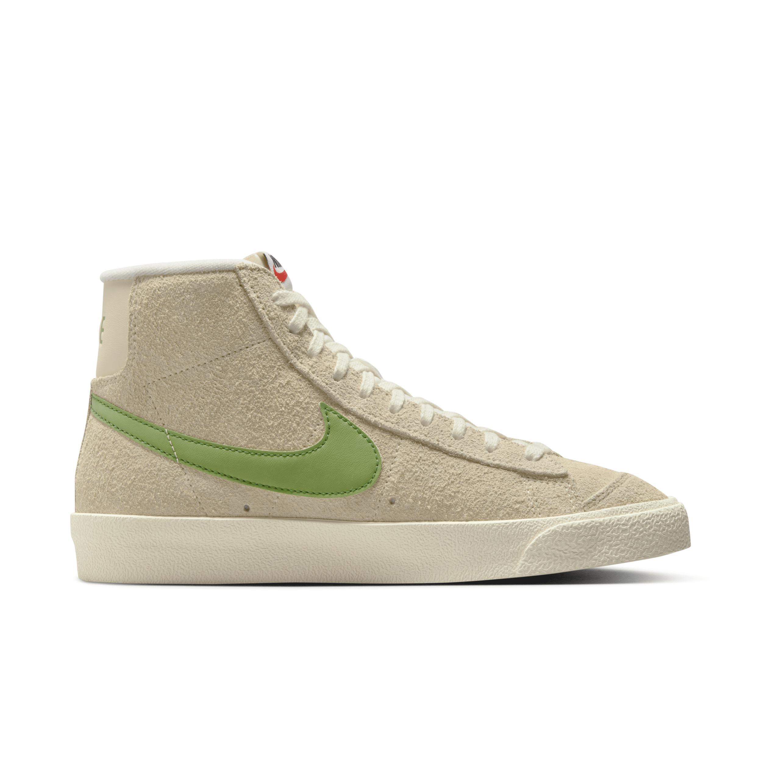 Nike Women's Blazer Mid '77 Vintage Shoes Product Image