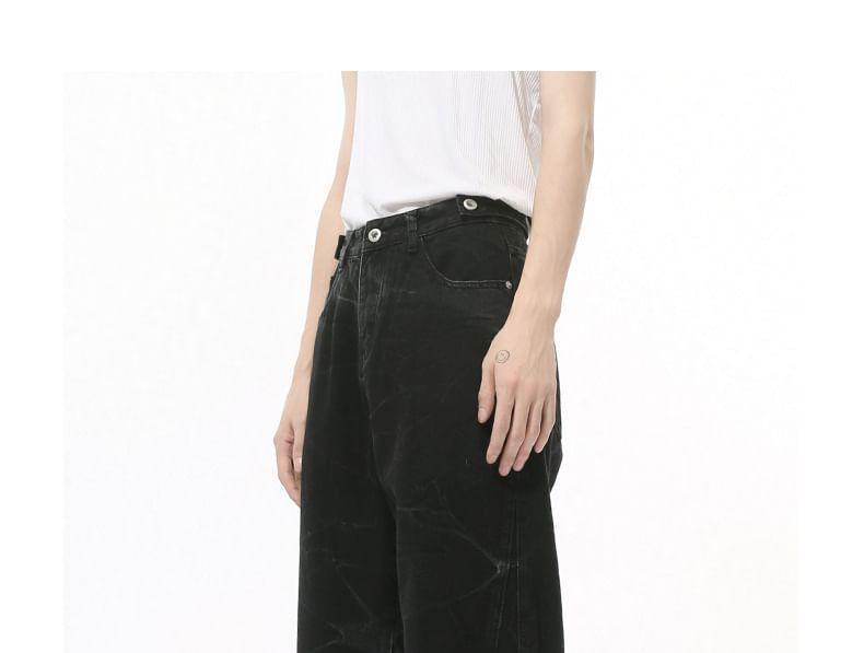 Mid Rise Washed Loose Fit Jeans Product Image