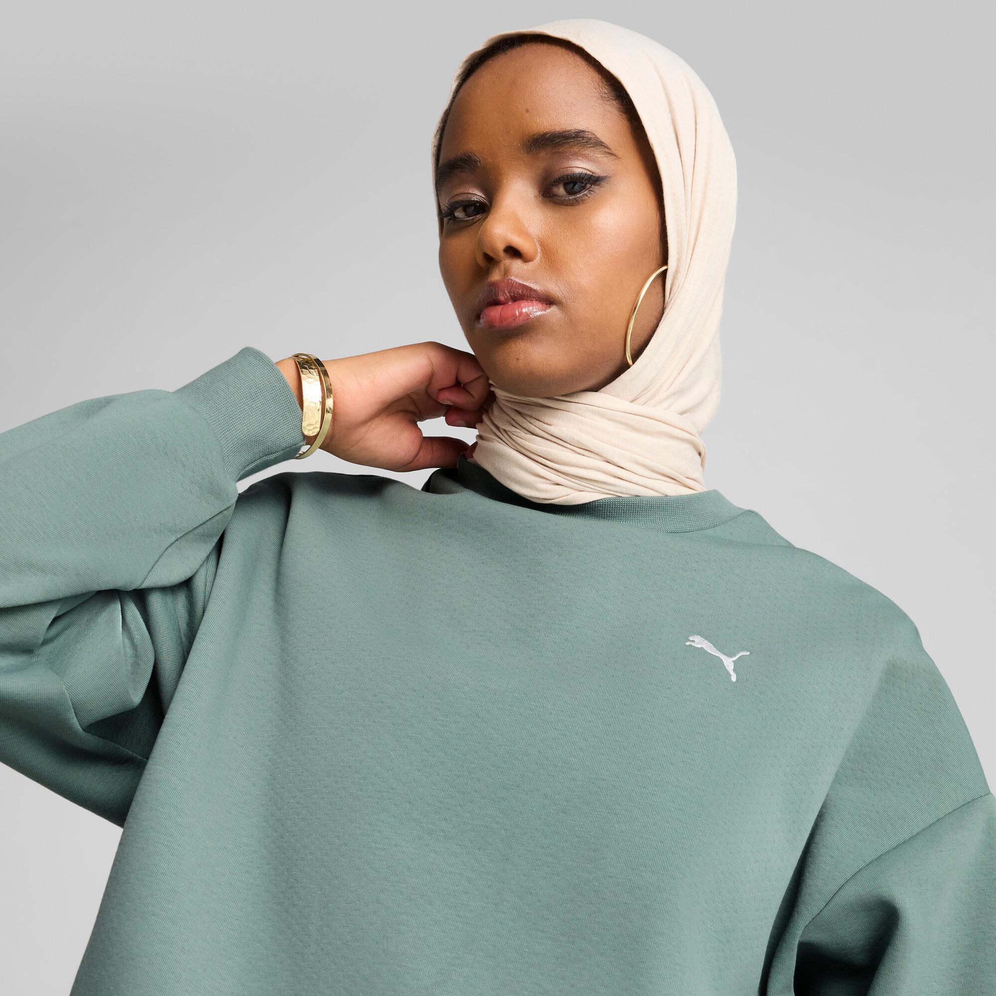 PUMA Wardrobe Essentials Women's Oversized Crew Sweatshirt Product Image