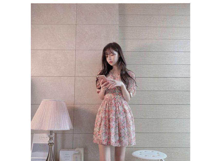 Floral Short-Sleeve V-Neck Mini A-Line Dress Product Image