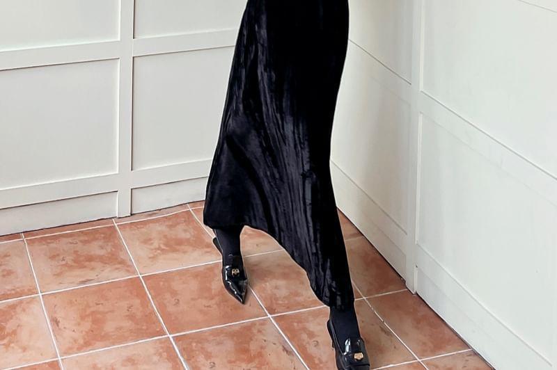 Long-Sleeve V-Neck Velvet Maxi A-Line Dress Product Image