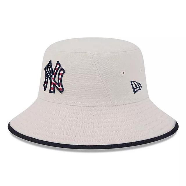 Mens New Era Khaki New York Yankees 2024 Fourth of July Bucket Hat Product Image