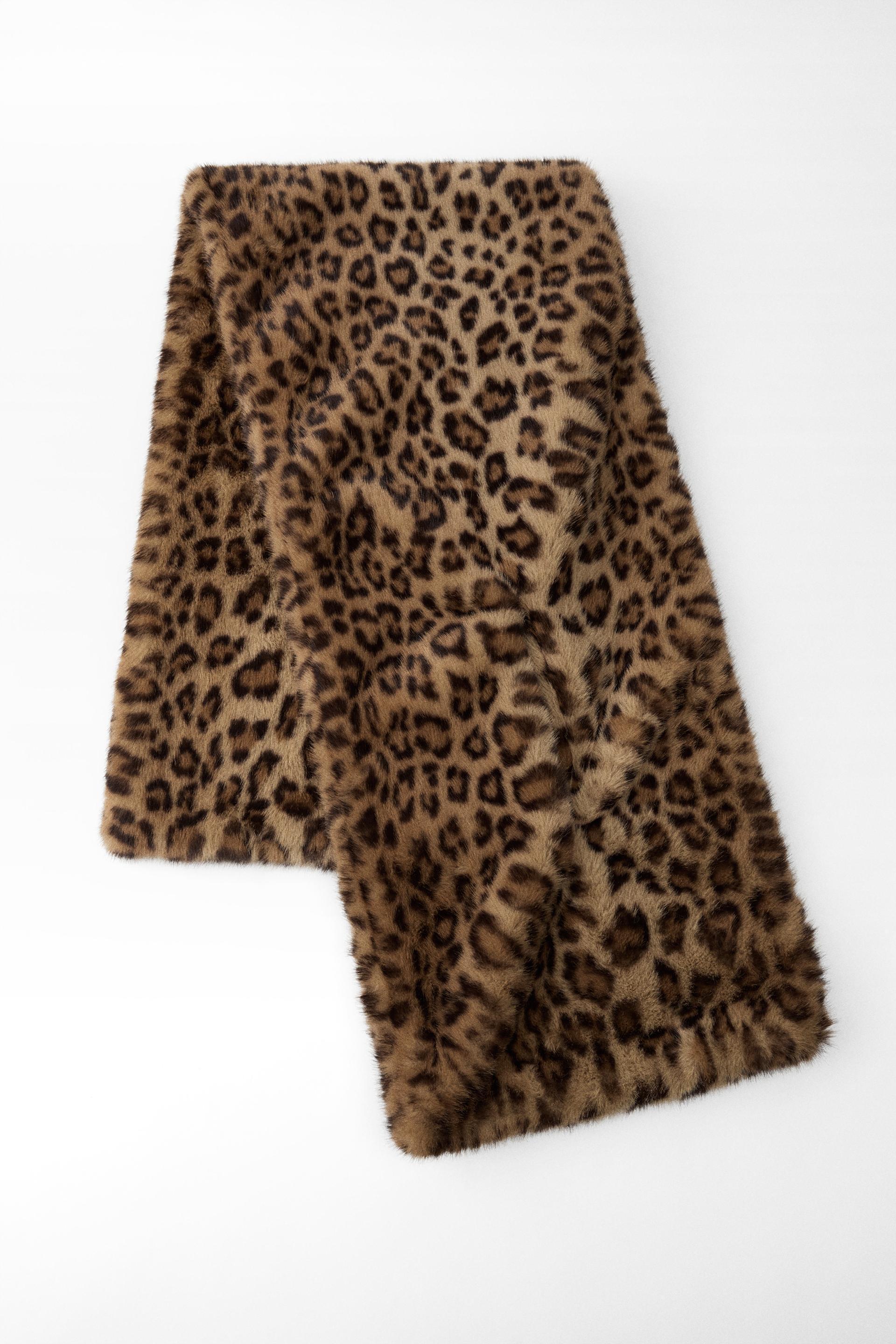 FAUX FUR ANIMAL PRINT SCARF Product Image