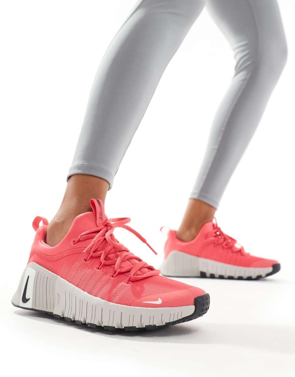 Nike Training Free Metcon 6 sneakers in pink and black Product Image