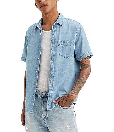 Levis Classic Fit Short Sleeve Chambray Woven Shirt Product Image