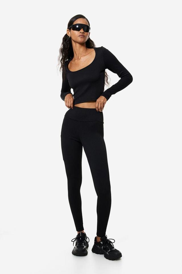 H & M - Pocket-detail Leggings - Black Product Image