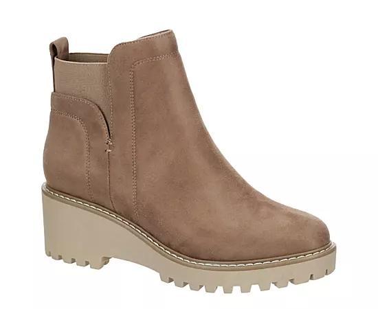 Dv By Dolce Vita Womens Rielle Wedge Ankle Boot Product Image