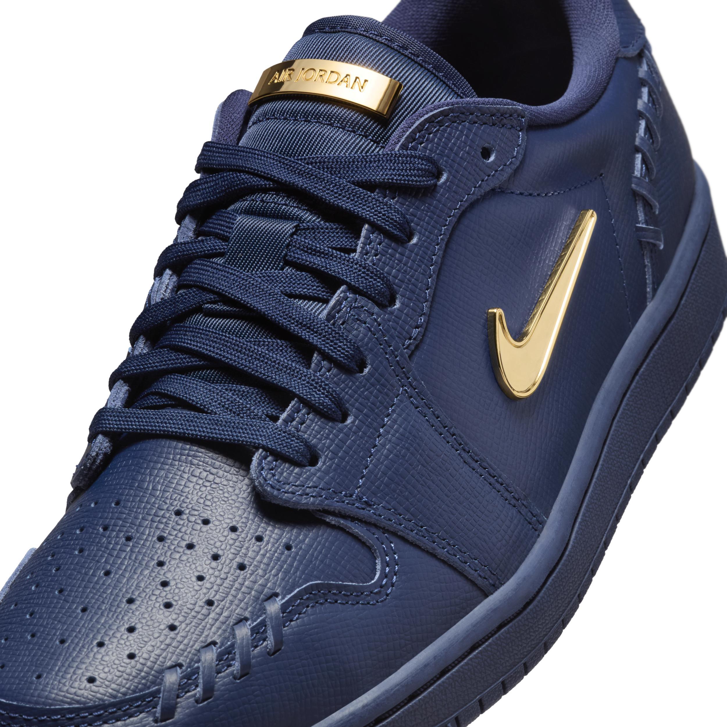 Womens Air Jordan 1 Low Method of Make Shoes Product Image