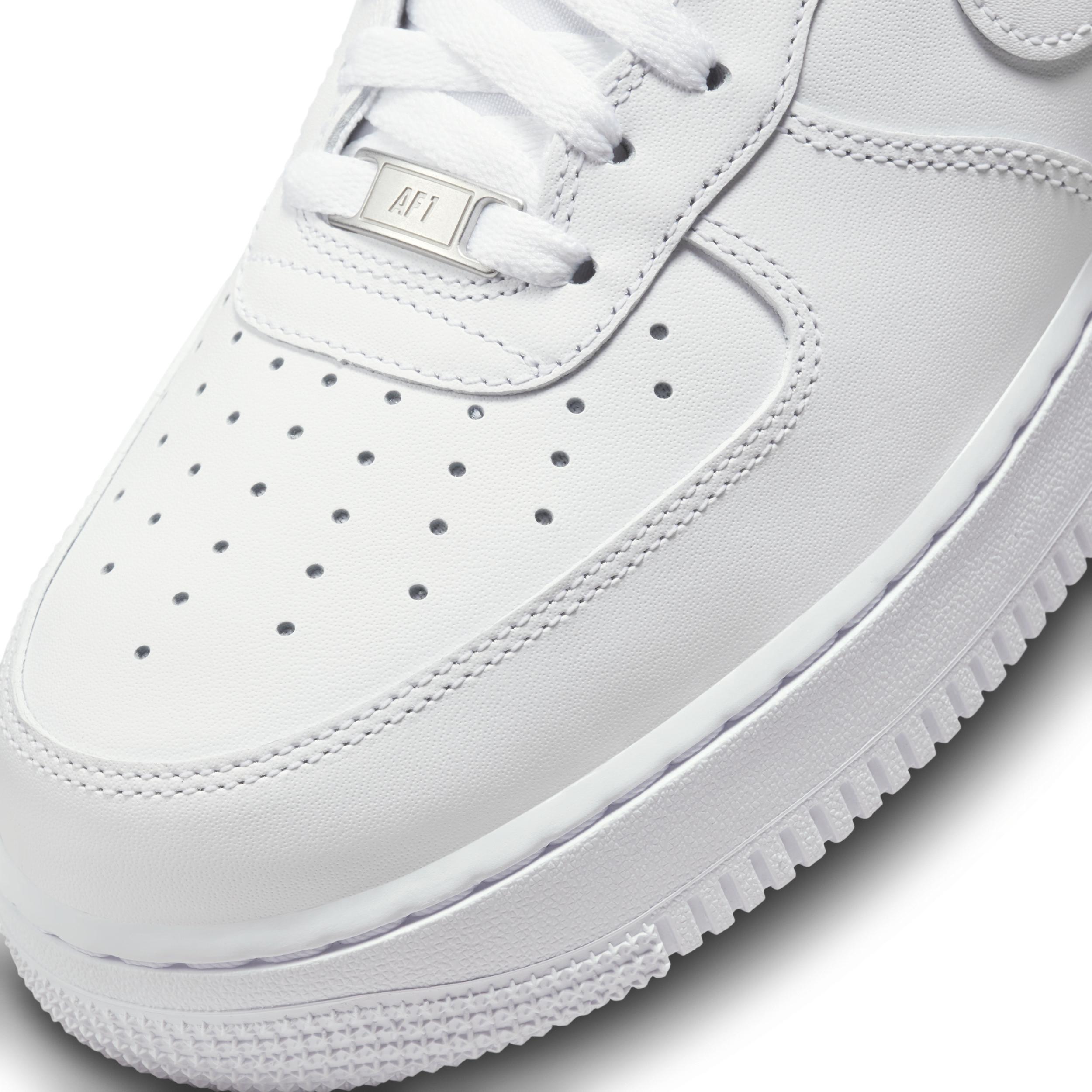 Nike Men's Air Force 1 '07 EasyOn Shoes Product Image