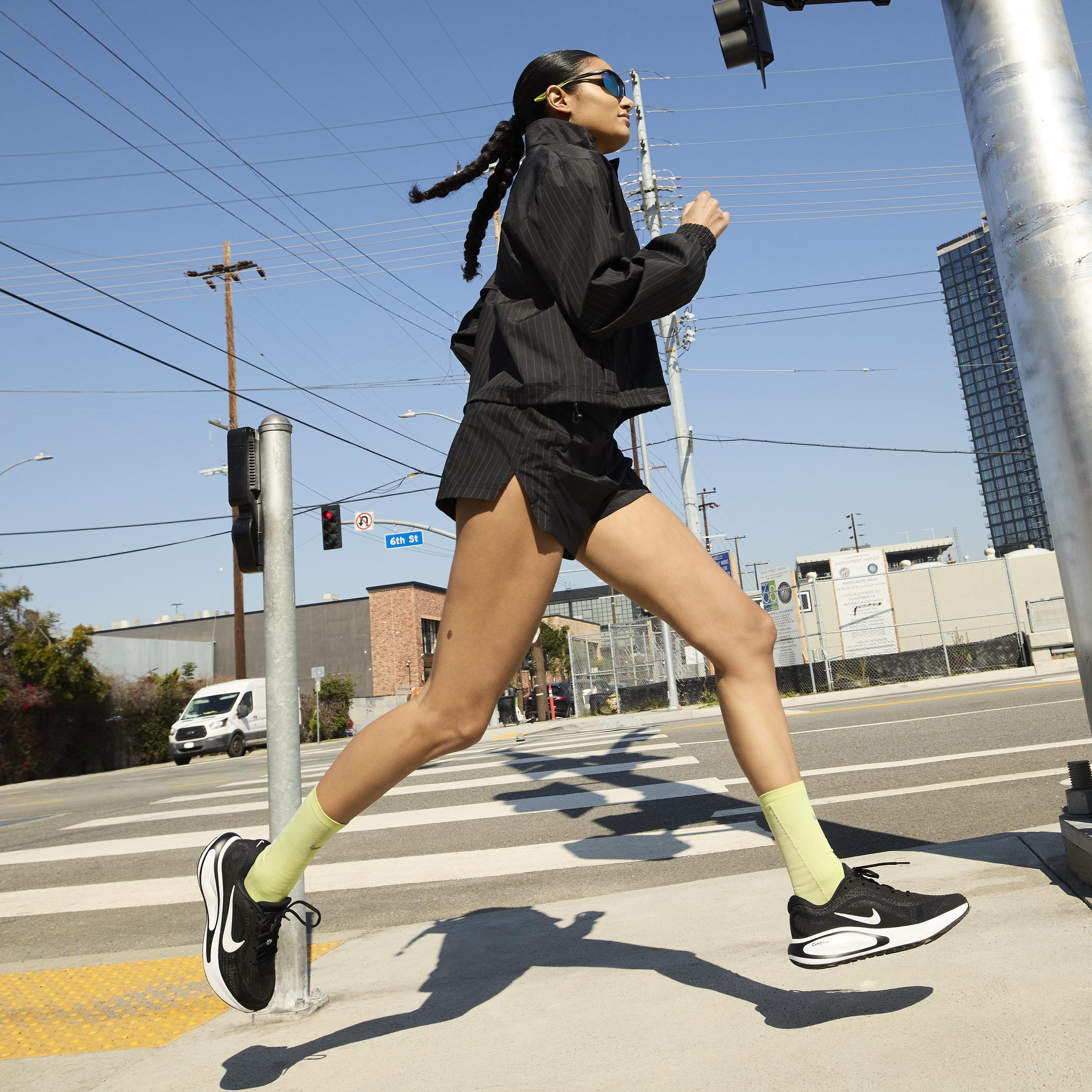 Nike Women's Journey Run Road Running Shoes Product Image