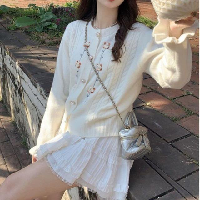 Round Neck Floral Embroidered Cardigan Product Image