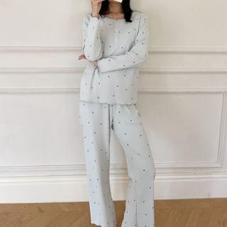 Set: Long-Sleeve Floral Print Pajama Top + Pants Product Image