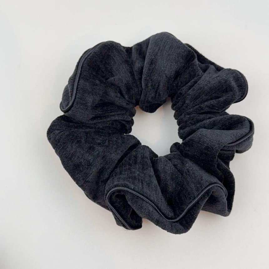 Plain Velvet Scrunchie Product Image