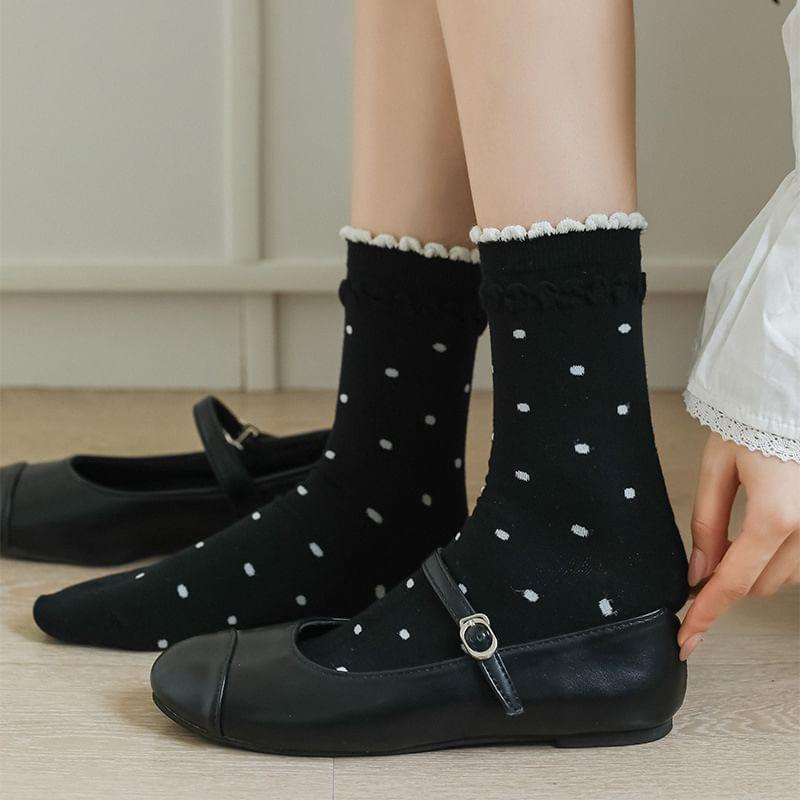 Dotted Contrast Trim Socks Product Image