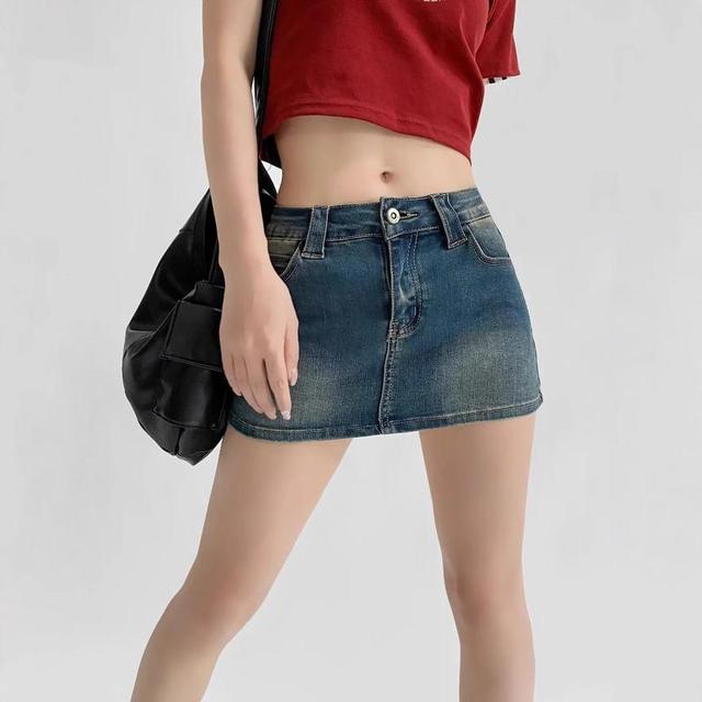 Mid Waist Washed Mini Pencil Denim Skirt Product Image