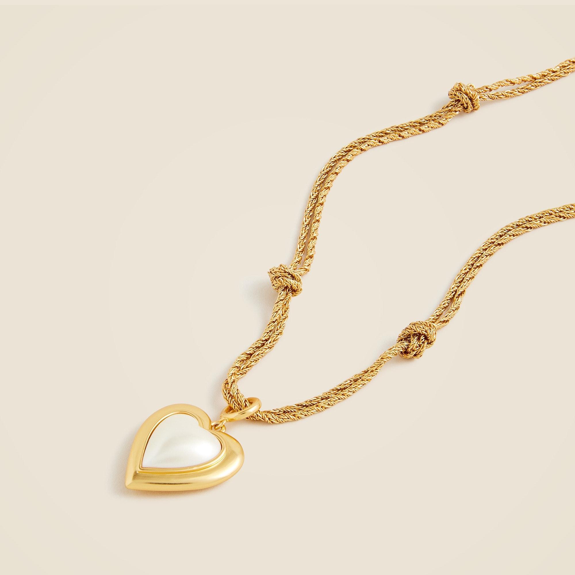 Pearl heart pendant necklace Product Image