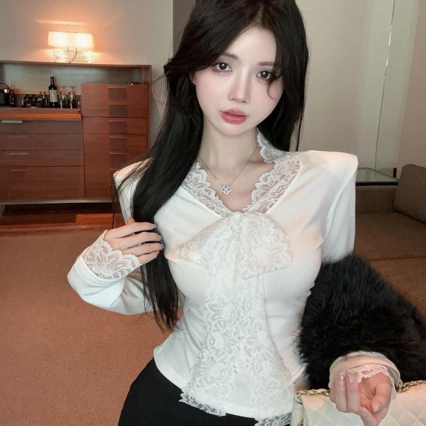 Long Sleeve V-Neck Plain Bow Panel Lace Top Product Image