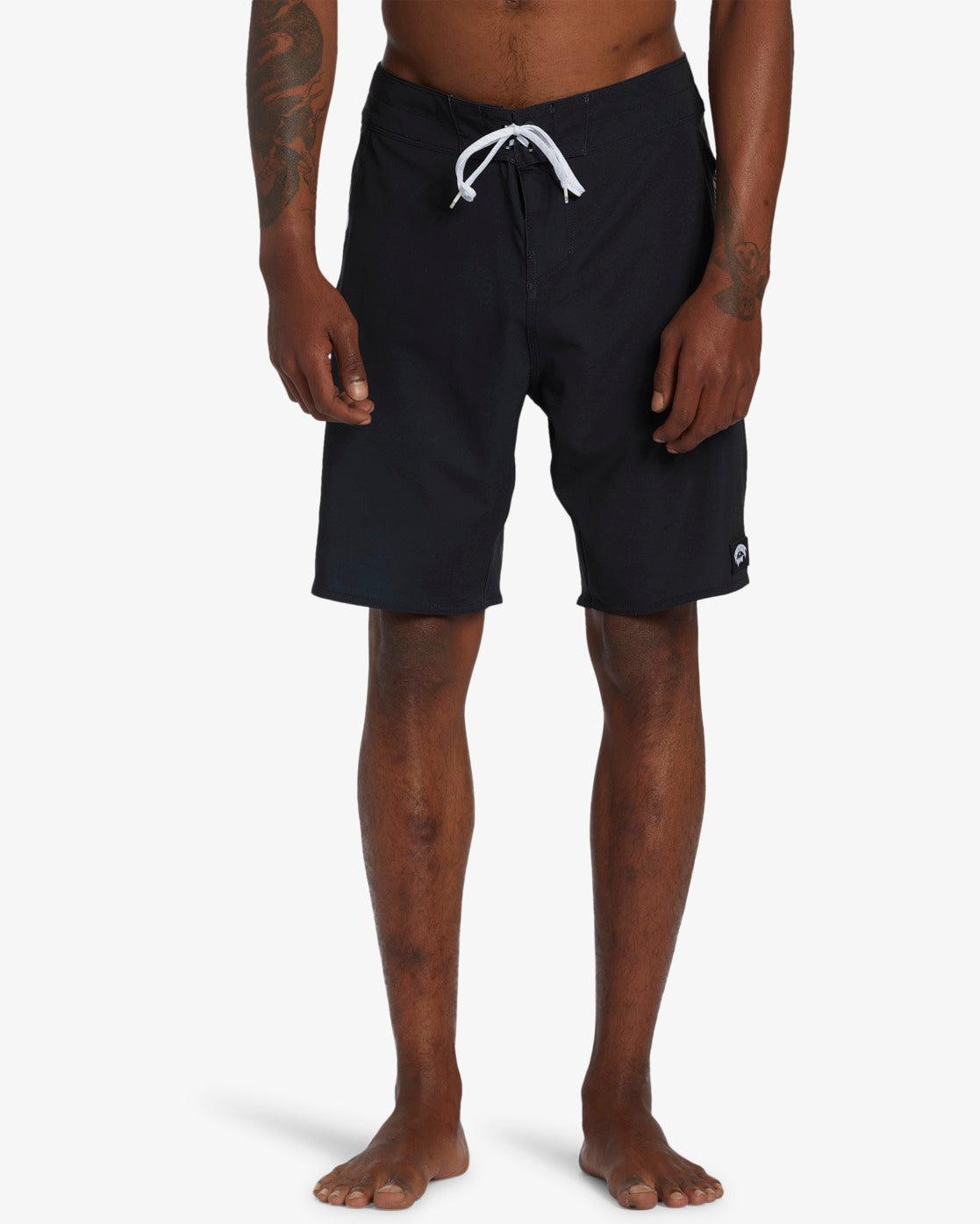 Skulls D Bah Pro 18" Boardshorts - Black Male Product Image