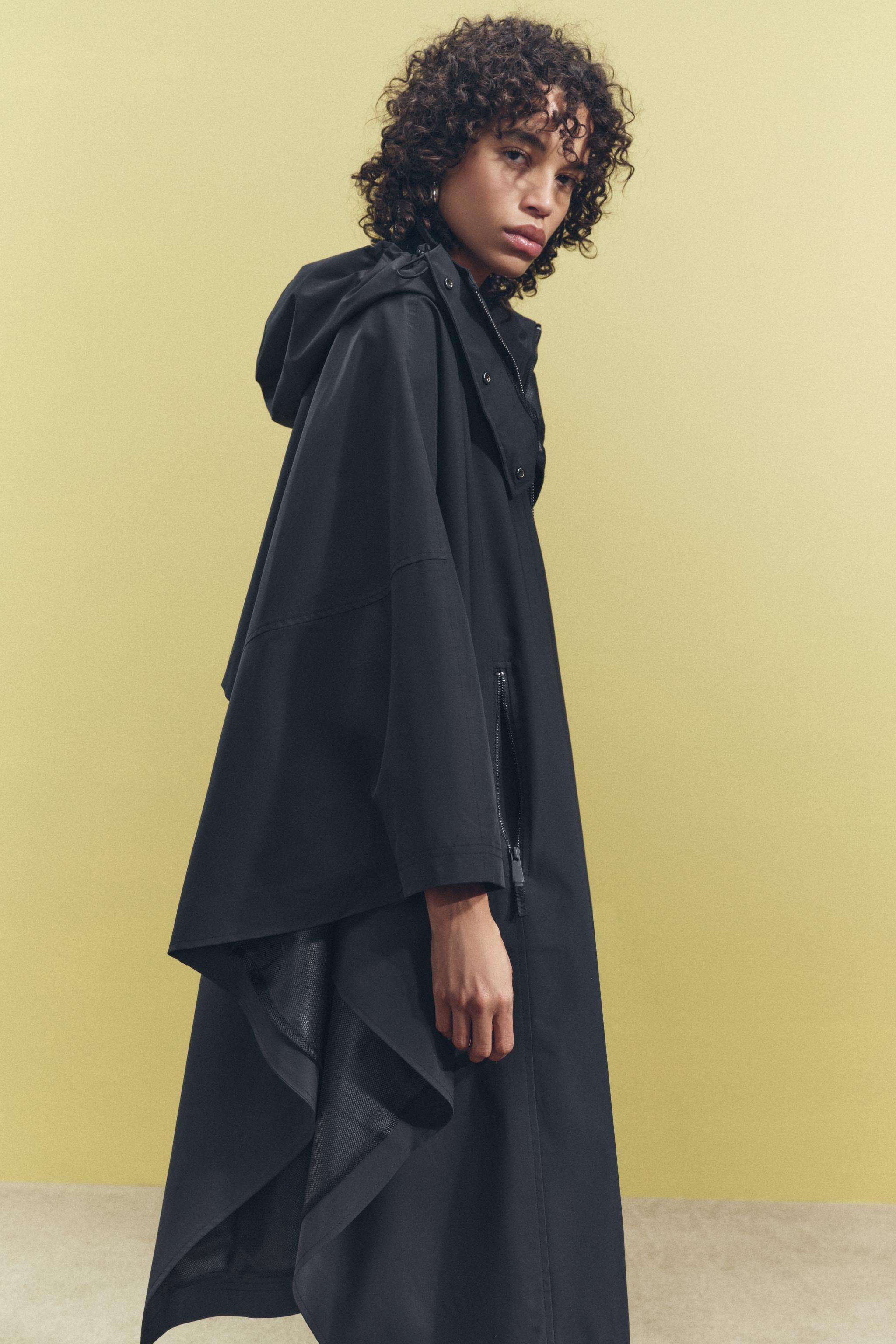 OVERSIZED WATER REPELLENT CAPE ZW COLLECTION Product Image