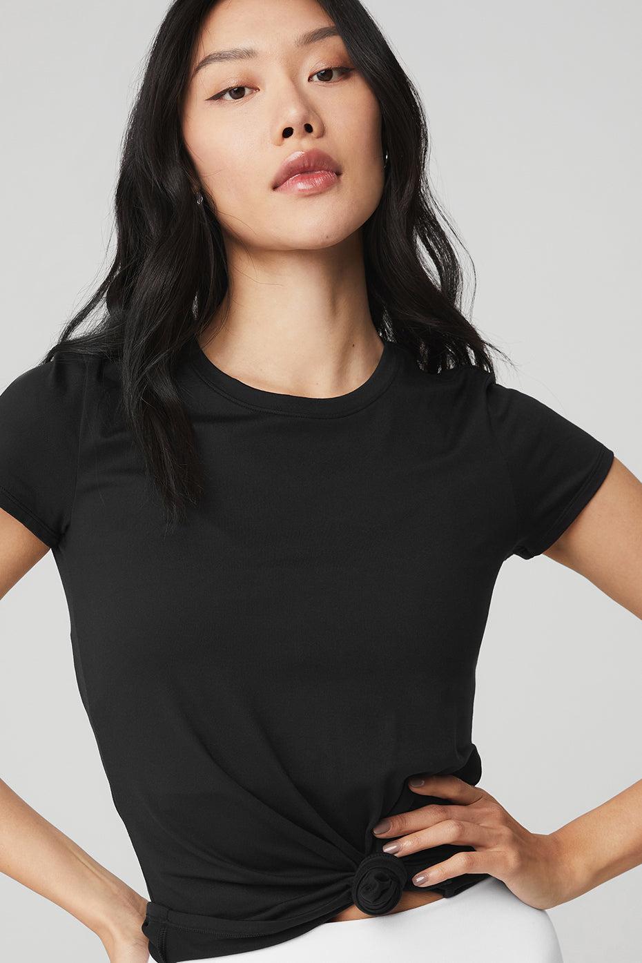 Alosoft Finesse Tee - Black Female Product Image