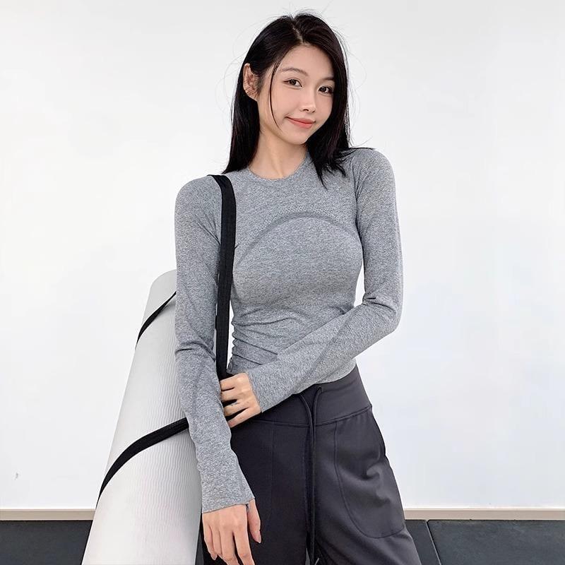 Long-Sleeve Crewneck Plain Sports Top Product Image