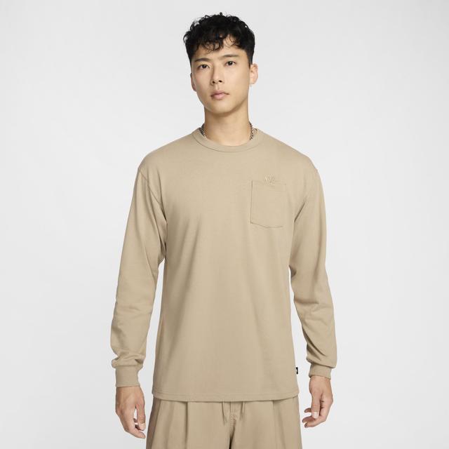 Men's Nike Sportswear Premium Essentials Long-Sleeve Pocket T-Shirt Product Image